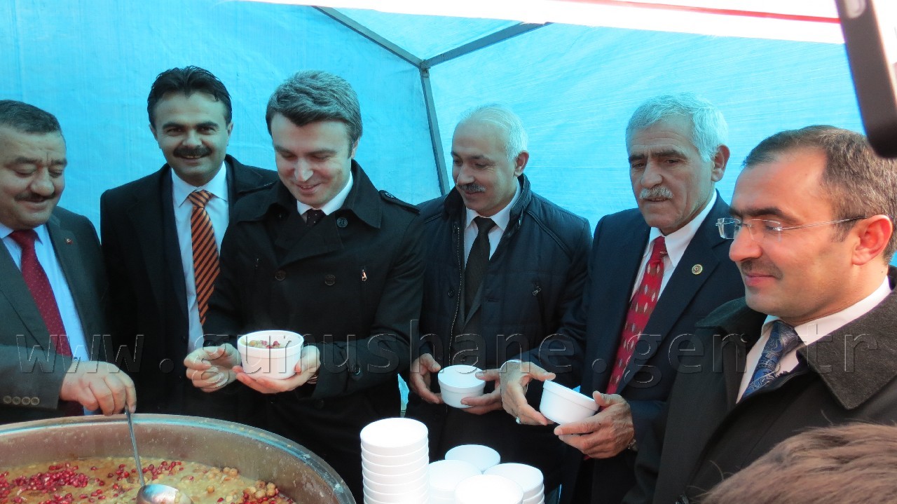 Kelkit Belediyesi 4 Bin Kişilik Aşure Dağıttı 8