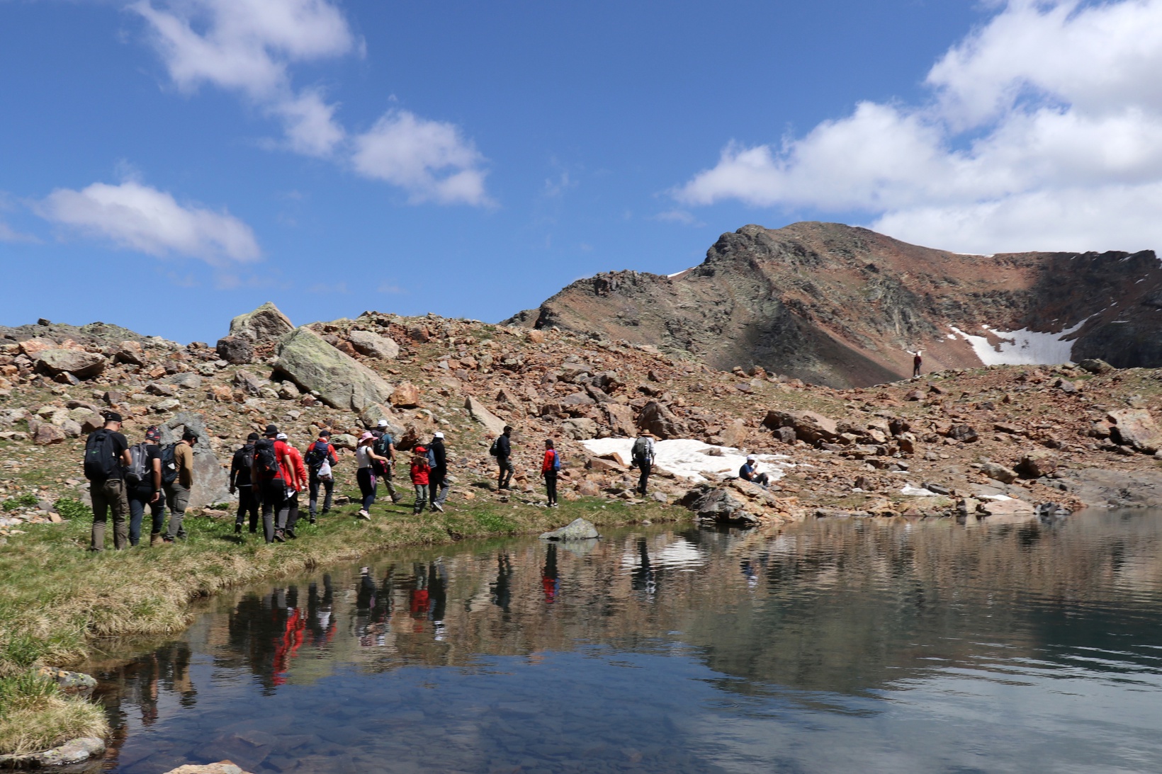 Artabel Gölleri'nde 15 Temmuz şehitleri anısına unutulmaz doğa yürüyüşü 20
