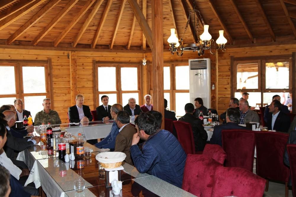 Vali Yavuz Kürtün’de 2