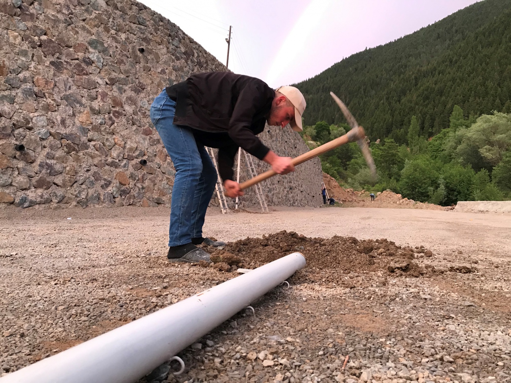 Devlet destek verdi, kendi spor tesislerini kendileri yaptılar 5