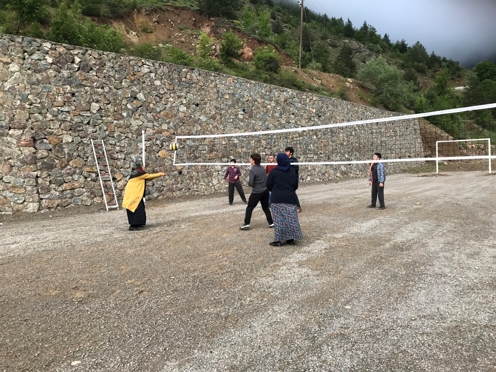 Devlet destek verdi, kendi spor tesislerini kendileri yaptılar 15