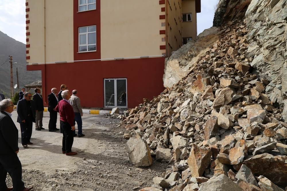 Vali Yavuz Kürtün’de 4