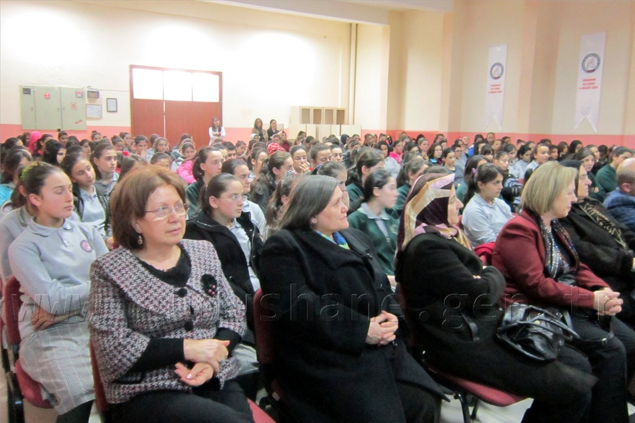 Öğrencilere Kadın Hakları ve Şiddet Konulu Konferans 5