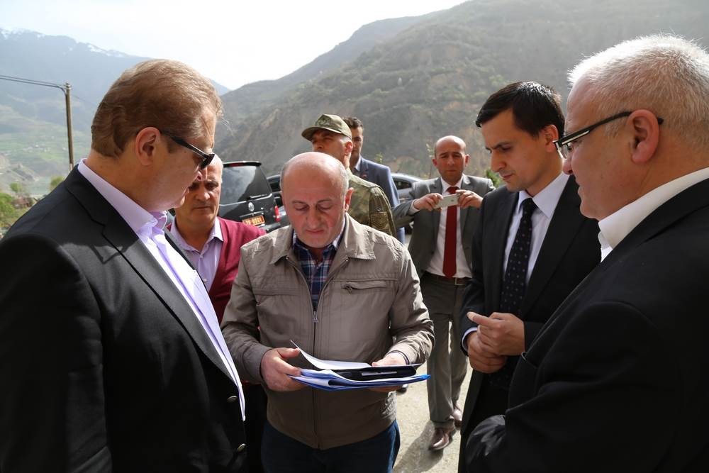 Vali Yavuz Kürtün’de 5