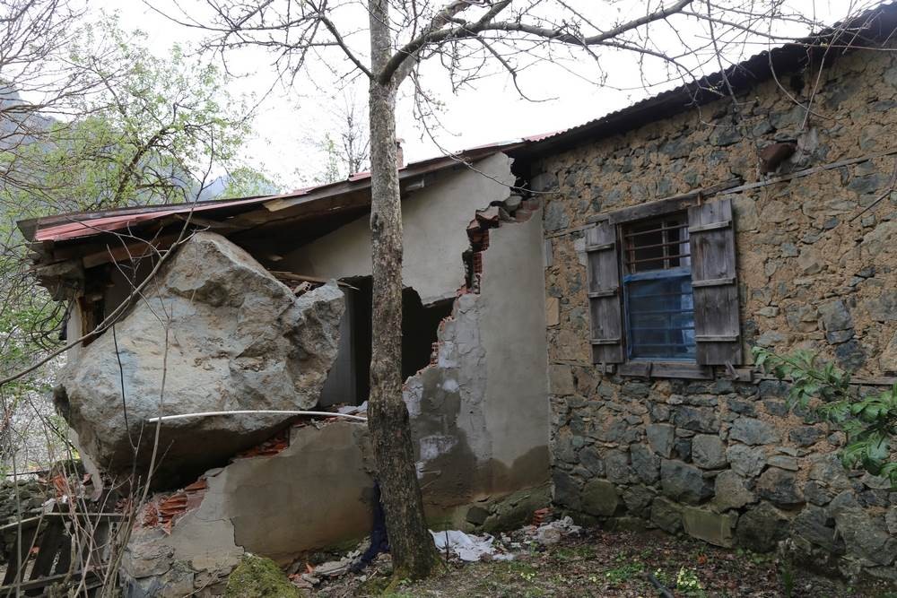 Vali Yavuz Kürtün’de 8