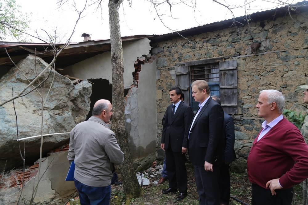 Vali Yavuz Kürtün’de 9