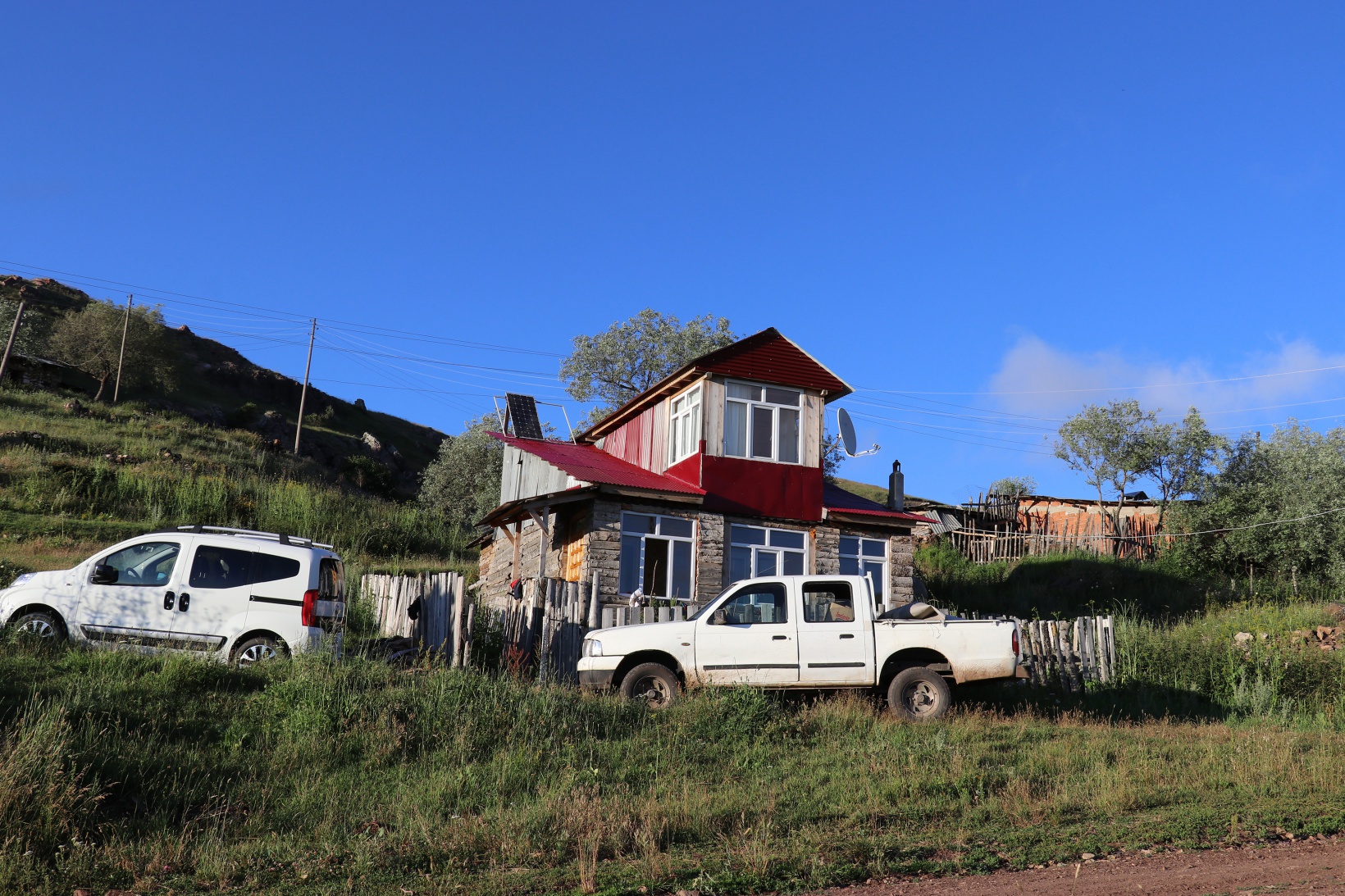 Gümüşhane'nin yüksek kesimlerinde sobalar sönmek bilmiyor 9