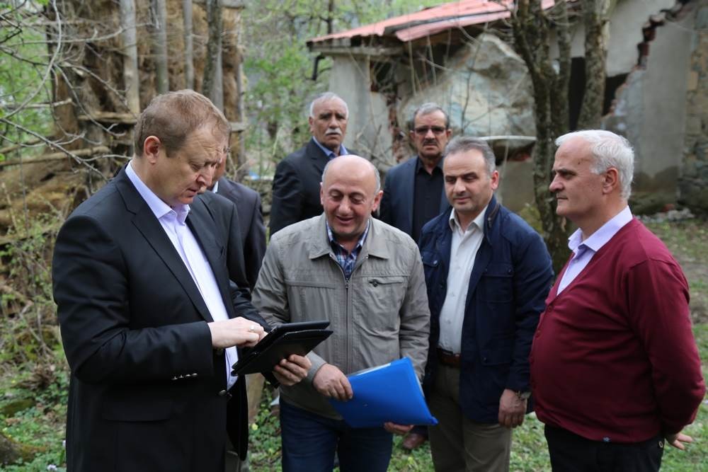 Vali Yavuz Kürtün’de 10