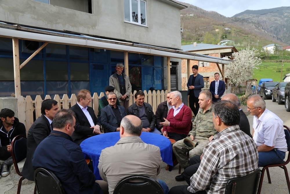 Vali Yavuz Kürtün’de 12