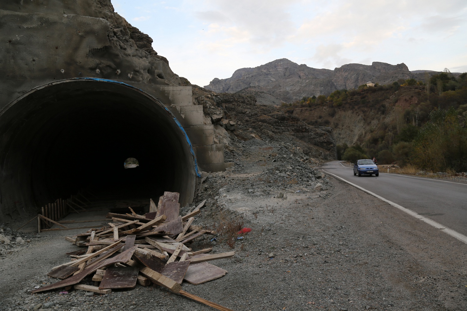 Gümüşhane’de ki bu tünel ‘Bolu Tüneli’ olma yolunda hızla ilerliyor 2