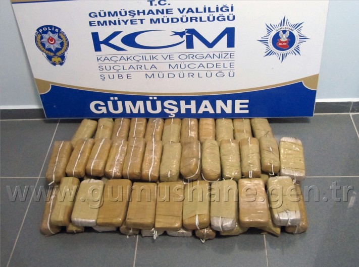 Gümüşhane'de 26,5 Kilogram Eroin Ele Geçirildi 3