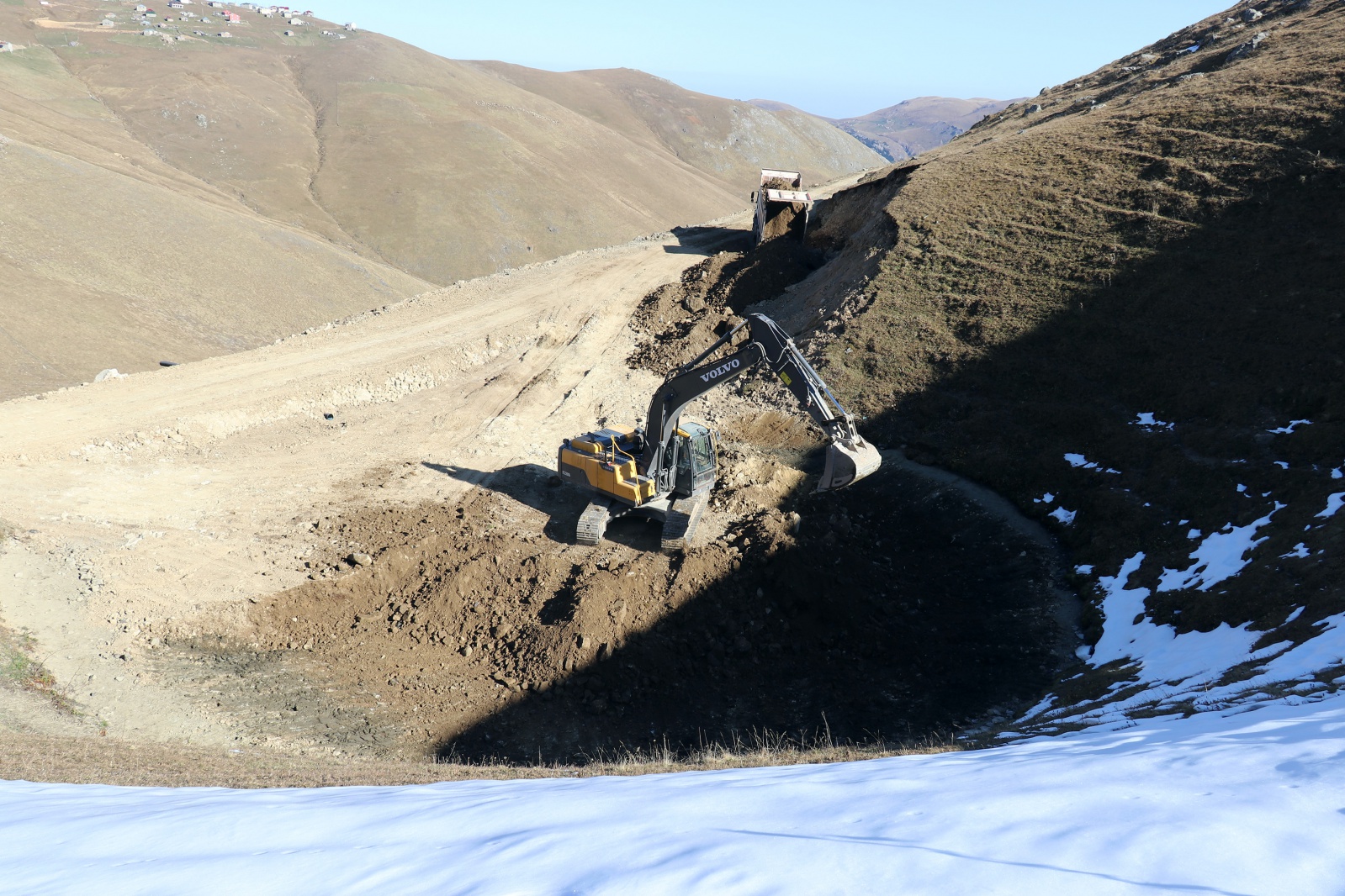 12 bin yıllık Buzul Göl olduğu iddia edilmişti; su birikintisi çıktı 6