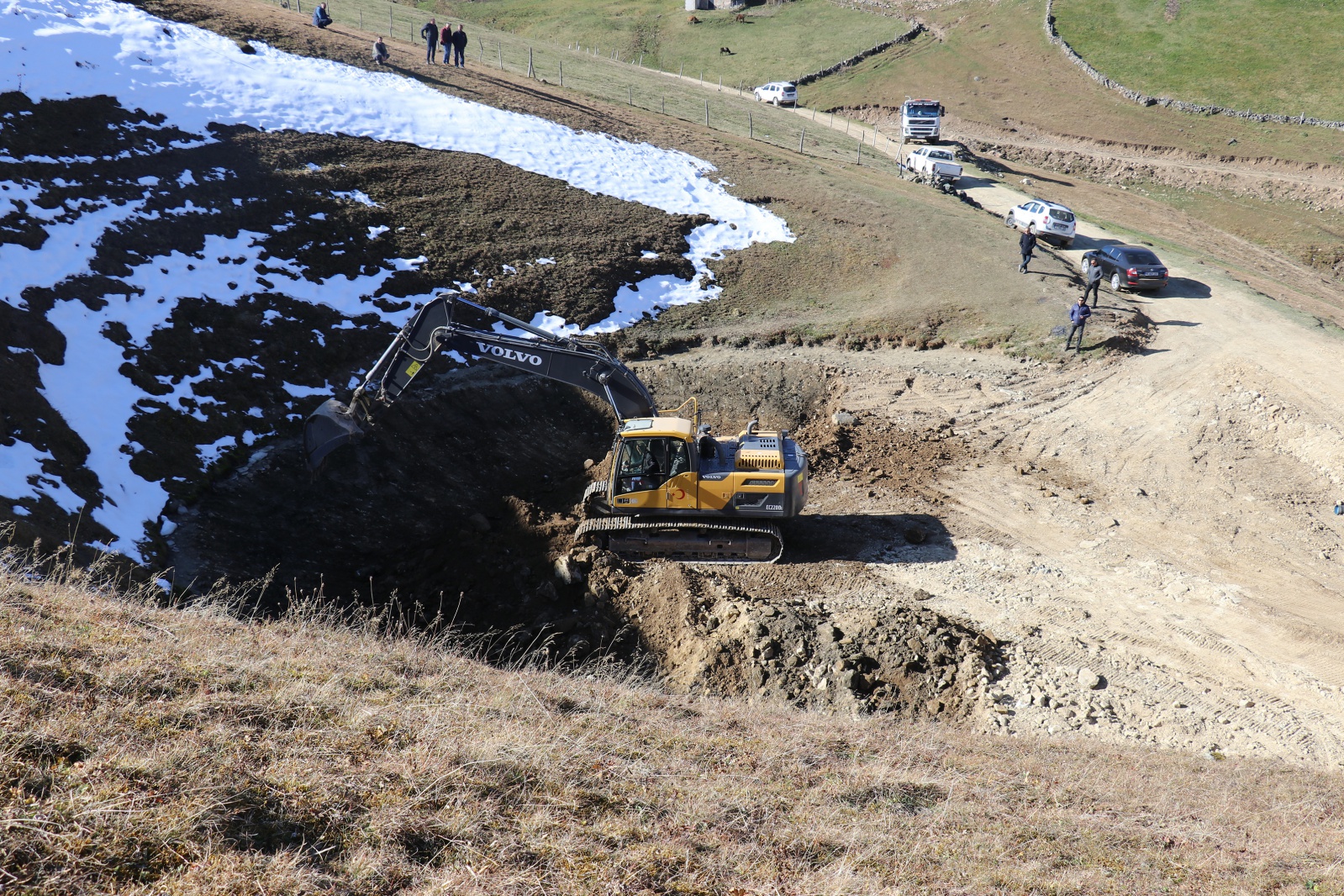 12 bin yıllık Buzul Göl olduğu iddia edilmişti; su birikintisi çıktı 17