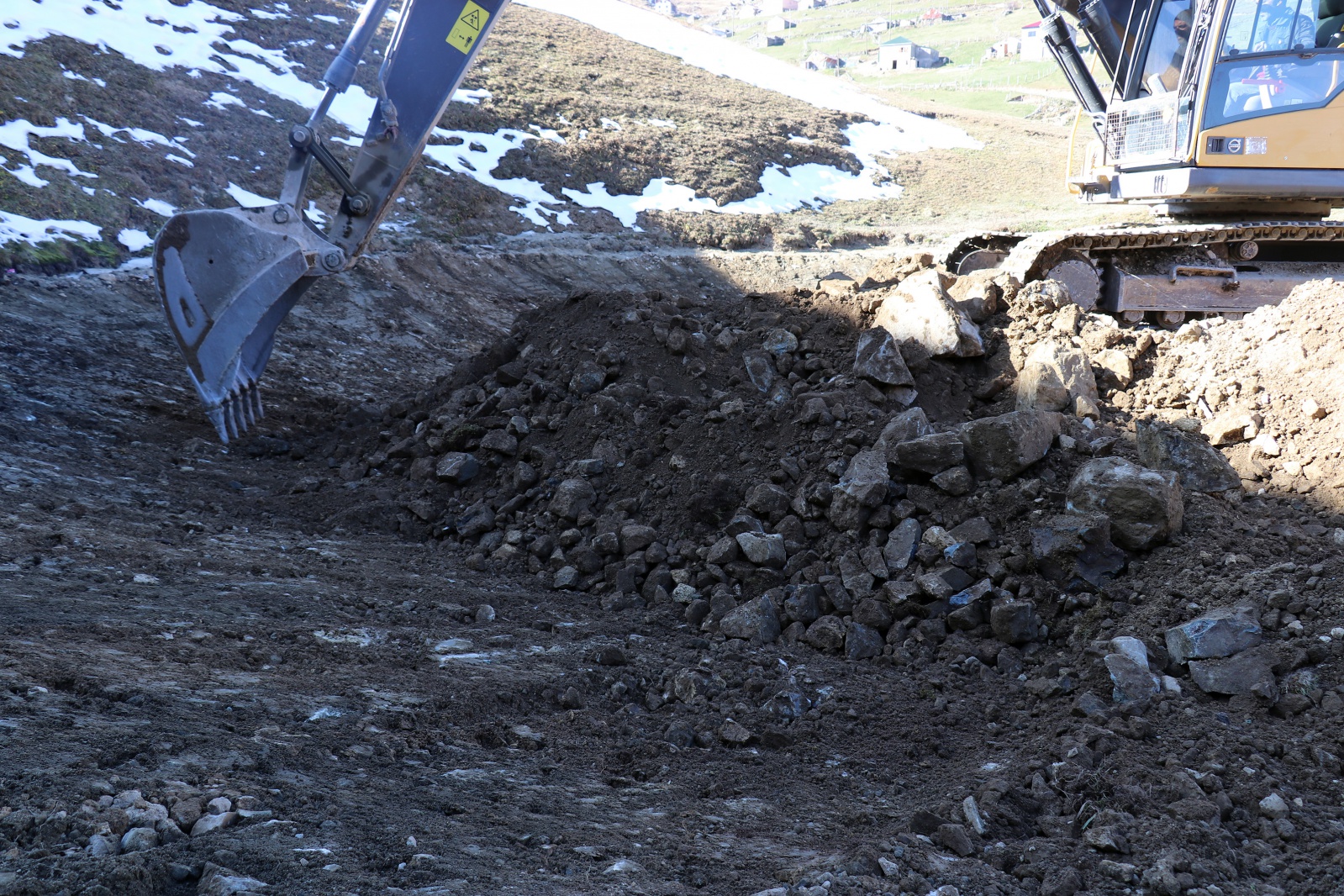 12 bin yıllık Buzul Göl olduğu iddia edilmişti; su birikintisi çıktı 3