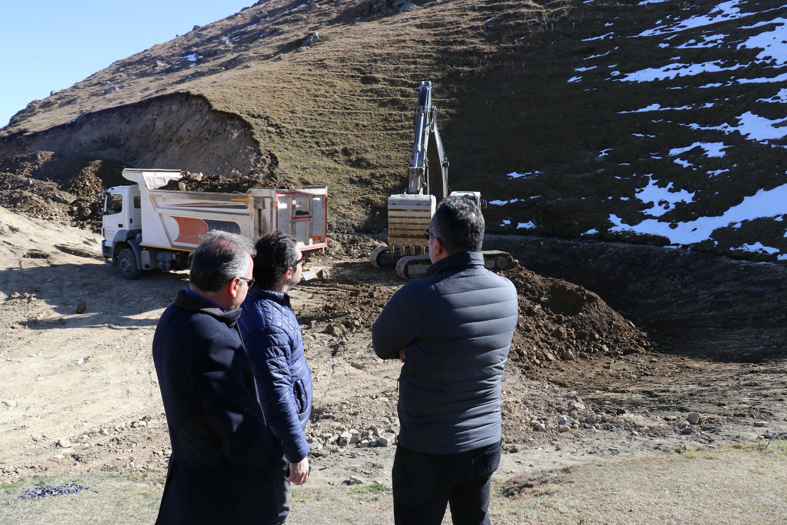 12 bin yıllık Buzul Göl olduğu iddia edilmişti; su birikintisi çıktı 11