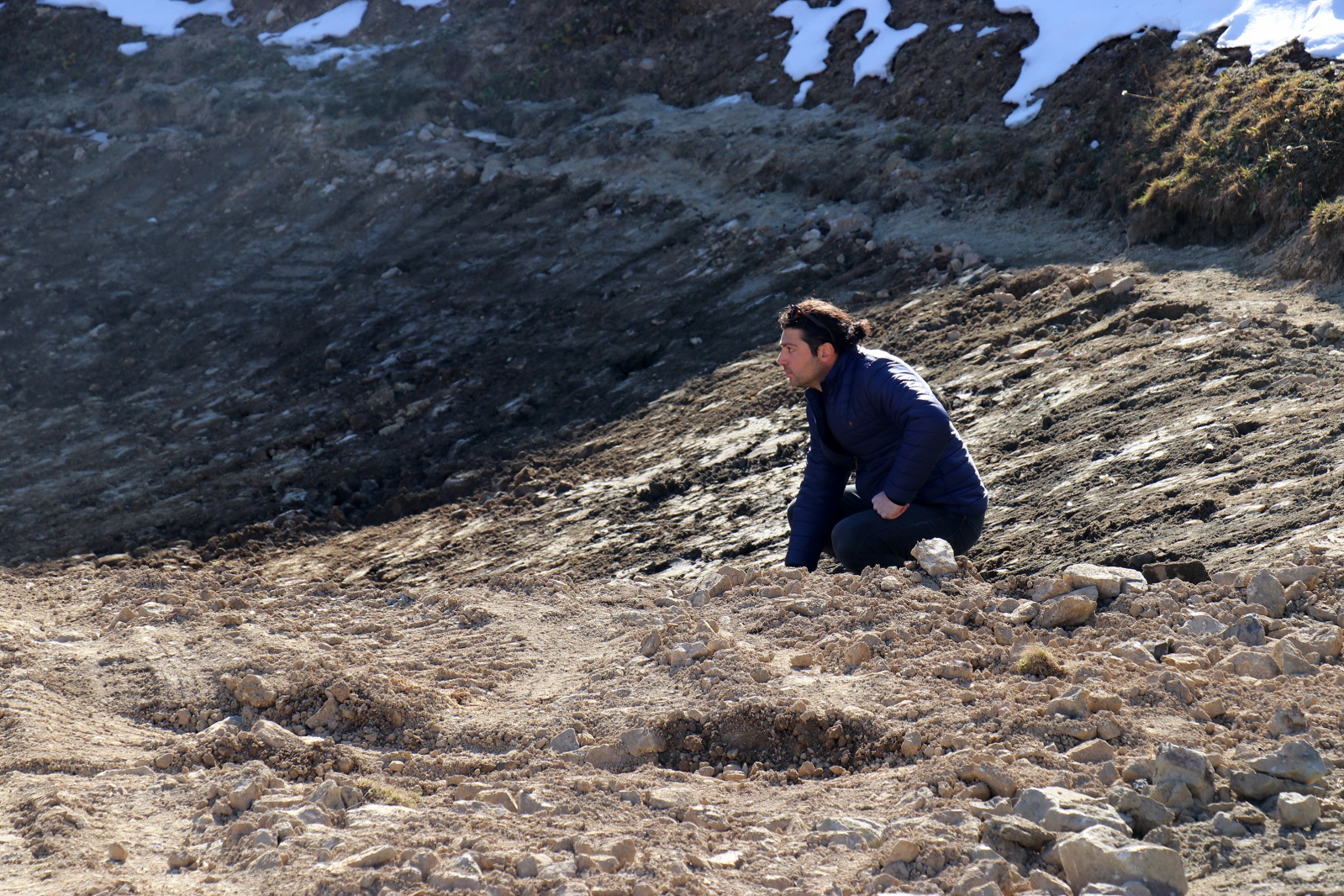 12 bin yıllık Buzul Göl olduğu iddia edilmişti; su birikintisi çıktı 9