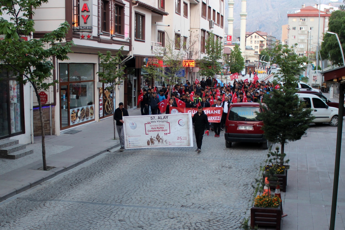 Gümüşhane’de 57. Alaya Vefa Yürüyüşü düzenlendi 13