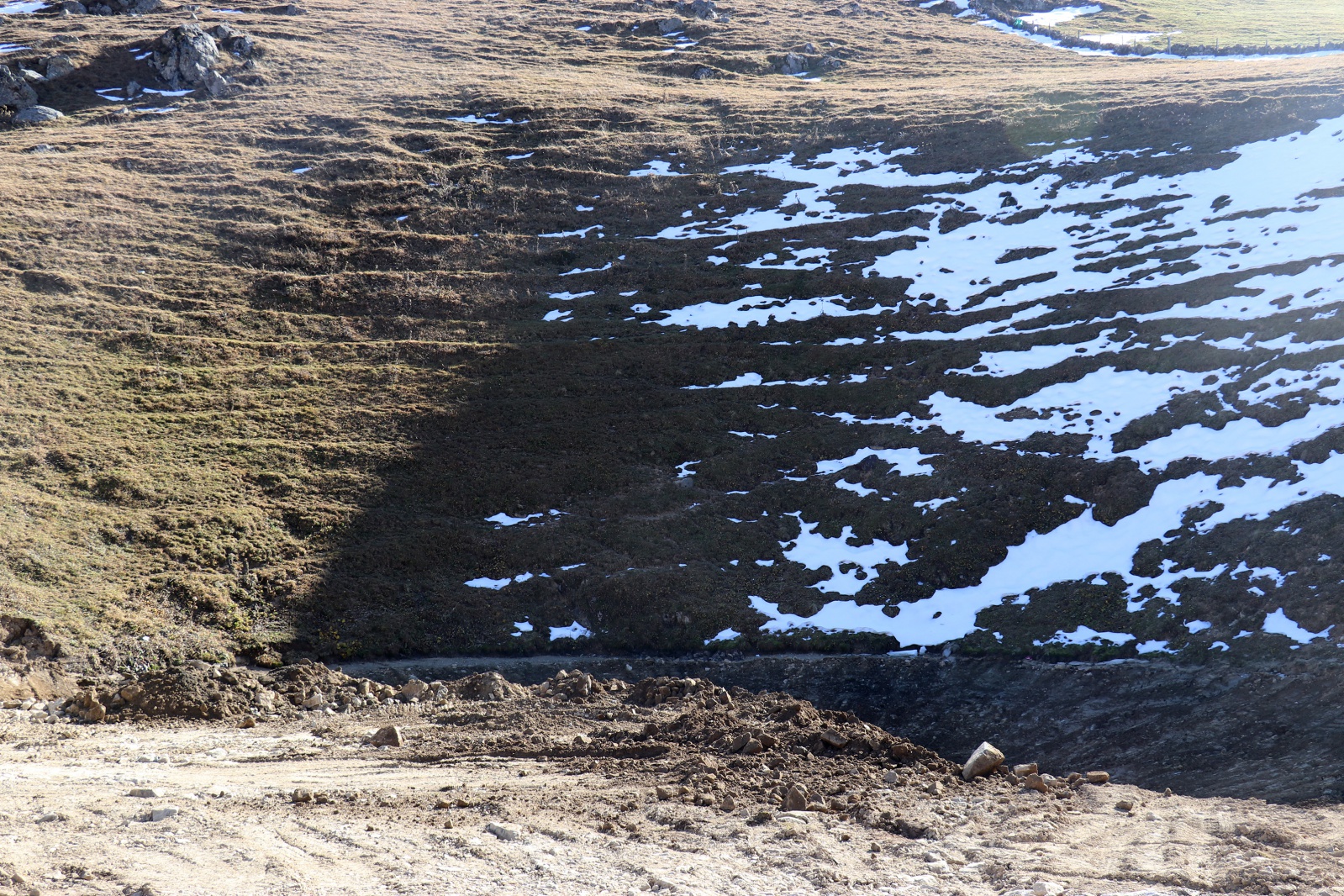 12 bin yıllık Buzul Göl olduğu iddia edilmişti; su birikintisi çıktı 21