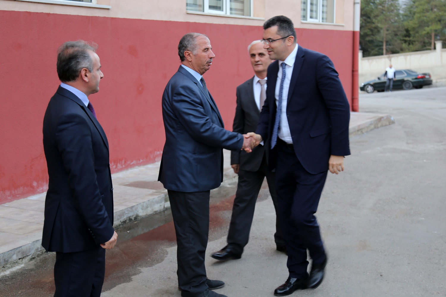 Vali Memiş, Özel İdare çalışanlarıyla vedalaştı 2