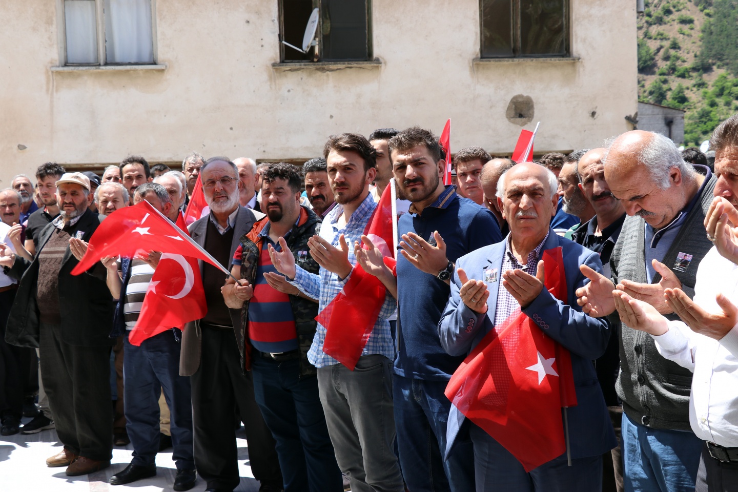 Tunceli’de kaçırılan öğretmenimizin sağ olduğu değerlendiriliyor 8