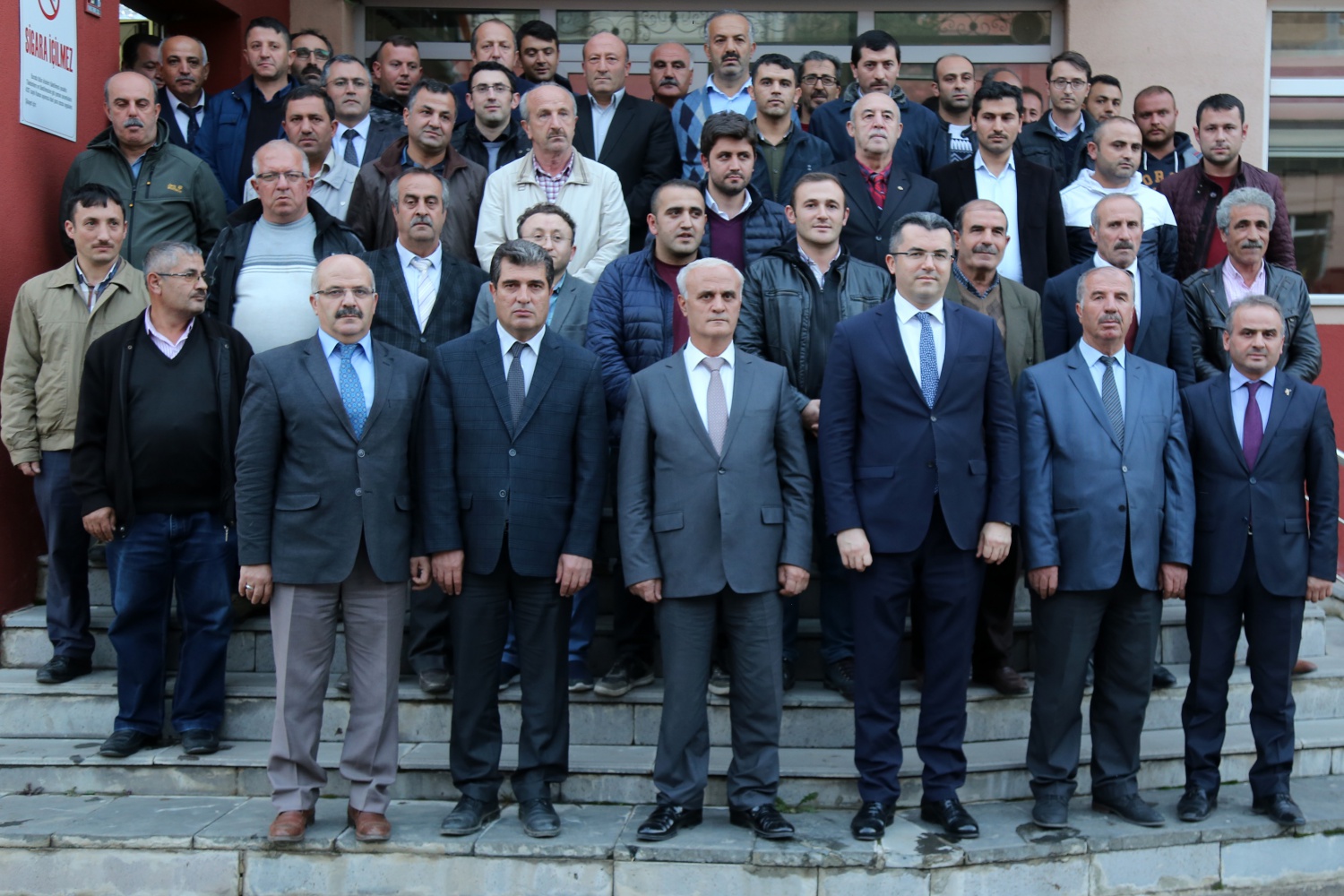 Vali Memiş, Özel İdare çalışanlarıyla vedalaştı 7