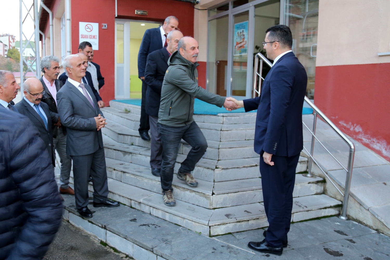 Vali Memiş, Özel İdare çalışanlarıyla vedalaştı 17