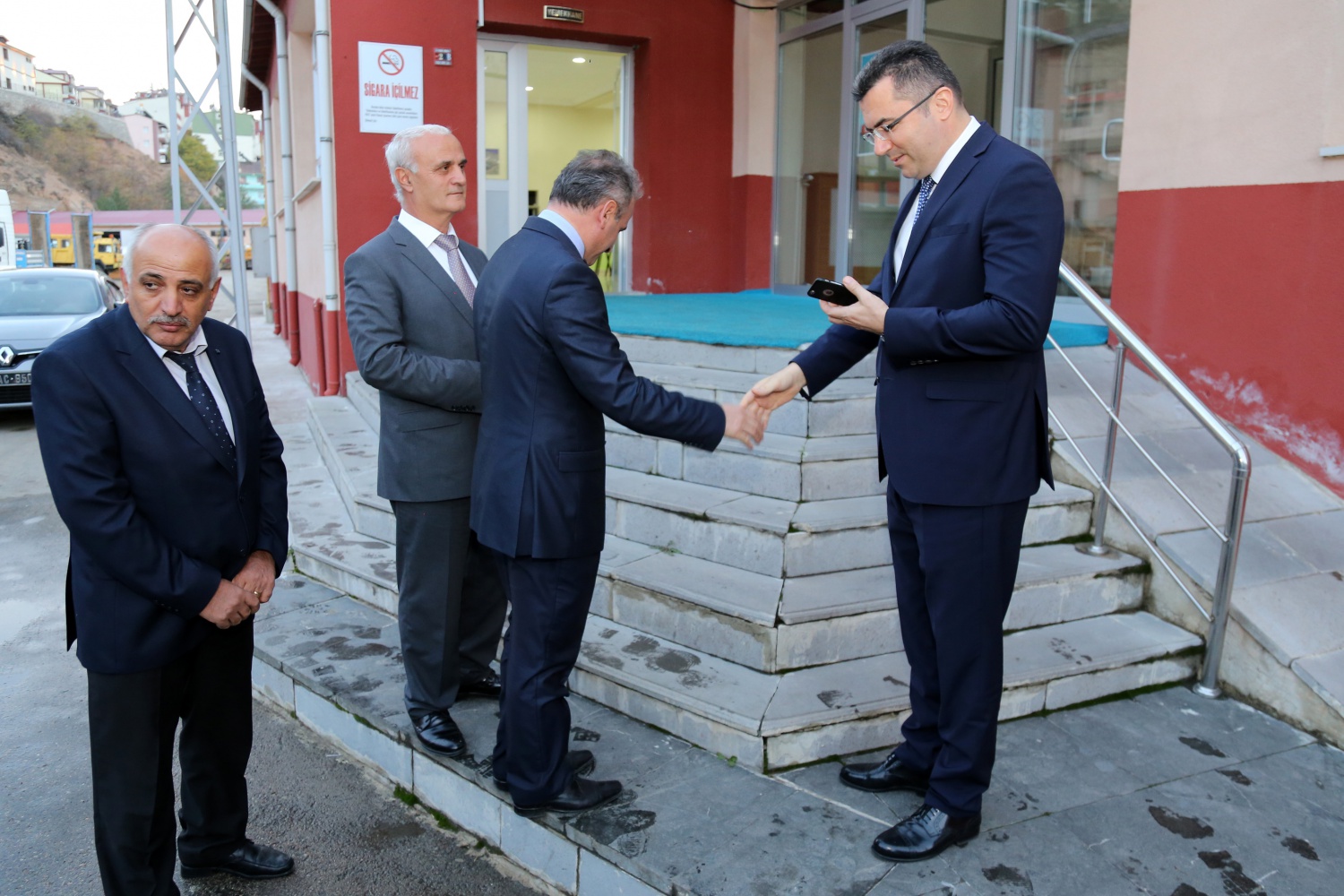 Vali Memiş, Özel İdare çalışanlarıyla vedalaştı 29