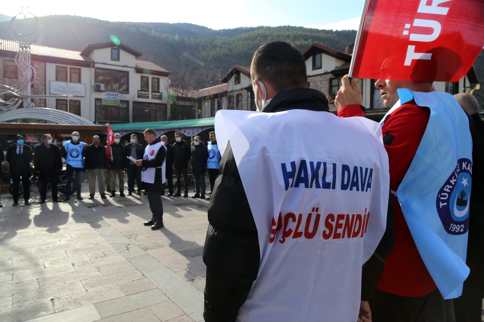 Kamu-Sen: Ek zam ve refah payı vazgeçilmezdir 11