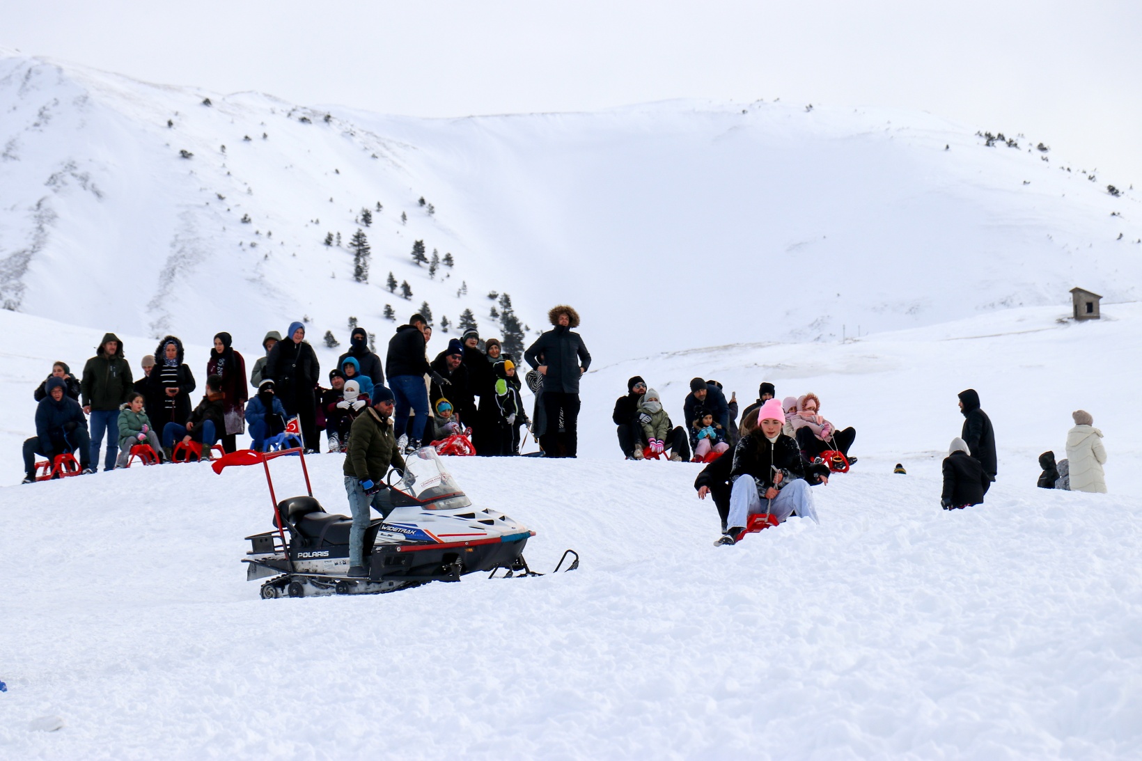 Zigana Kayak Merkezi yarıyıl tatilinde yoğun ilgi görüyor 17