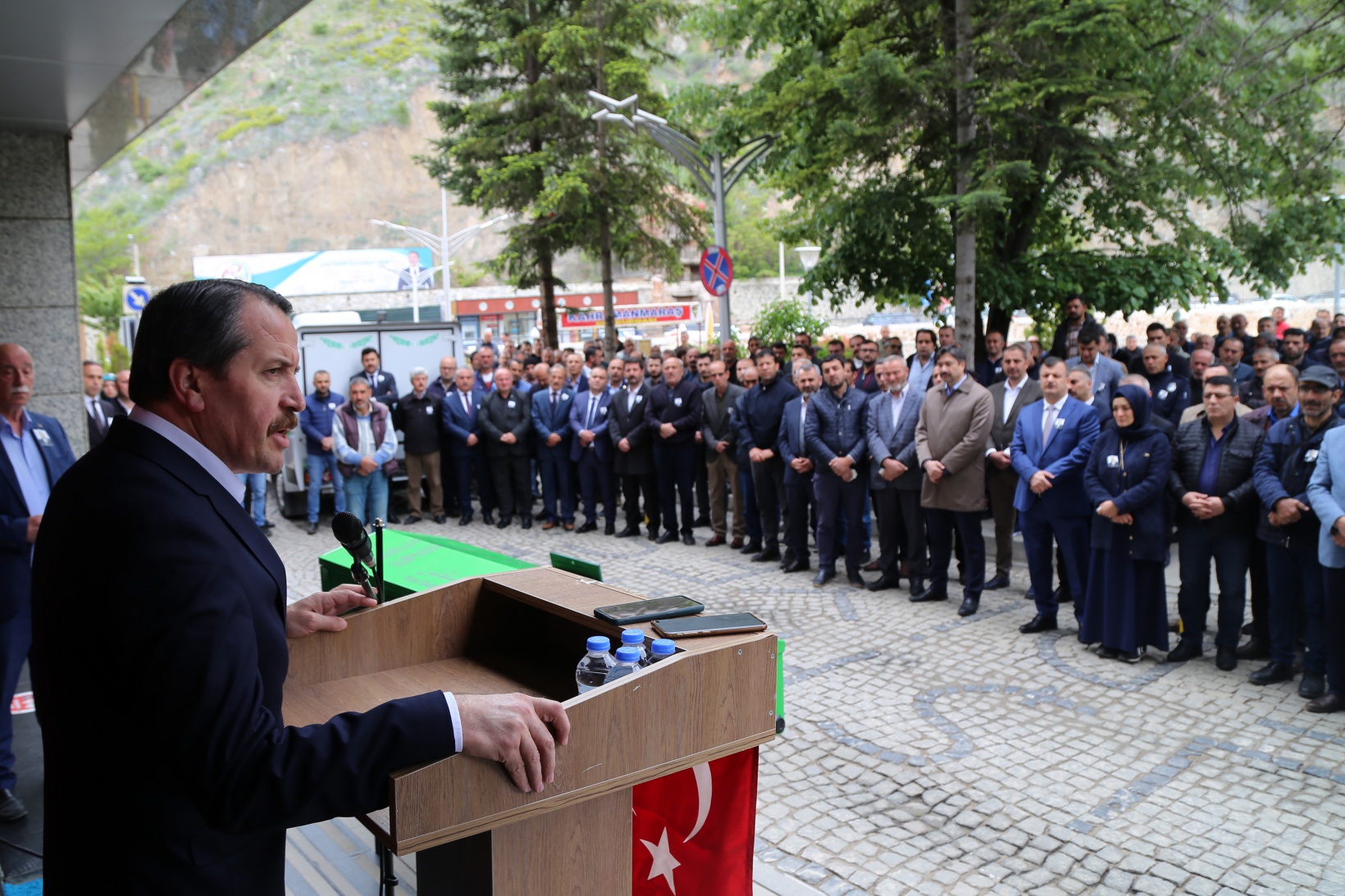 Memur-Sen İl Temsilcisi Harun Şeker son yolculuğuna uğurlandı 6