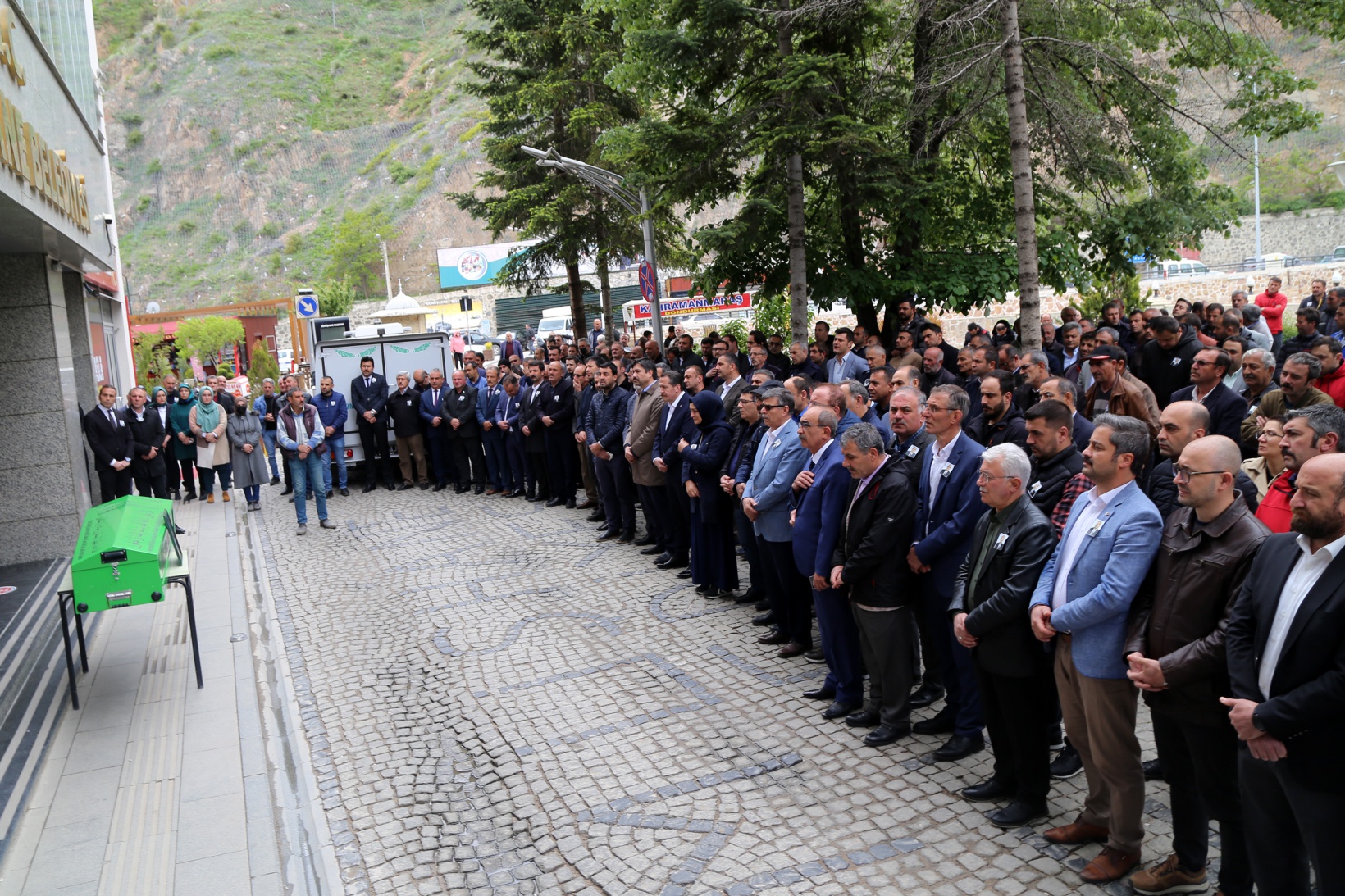 Memur-Sen İl Temsilcisi Harun Şeker son yolculuğuna uğurlandı 11