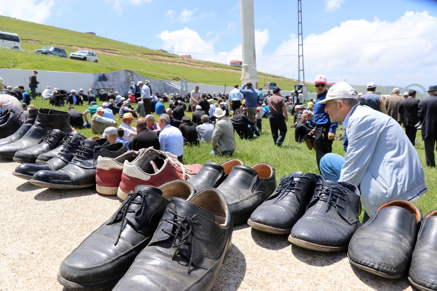 Bu caminin ne kubbesi ne çatısı var 13
