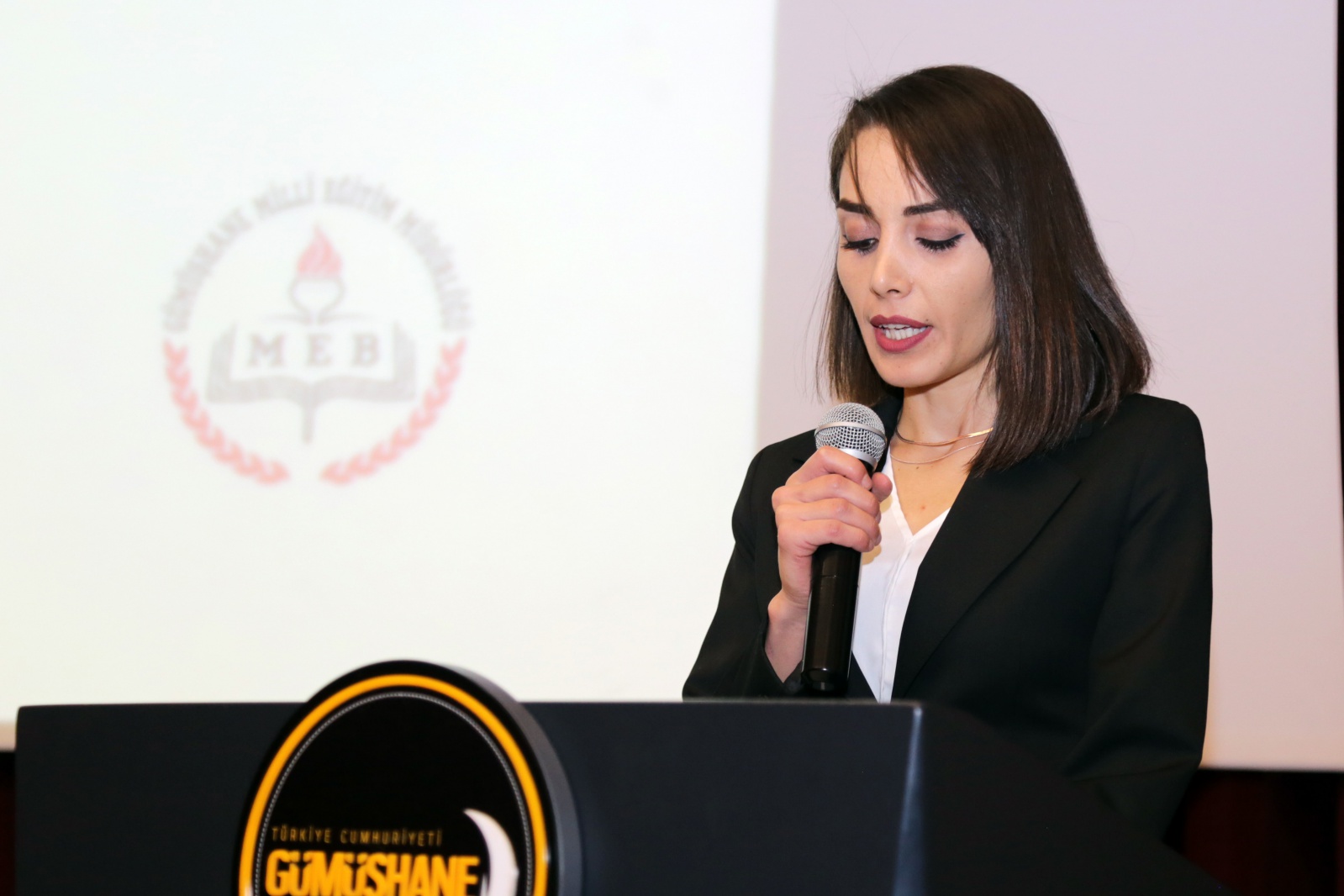 Gümüşhane’de Öğretmenler Günü kutlandı 10