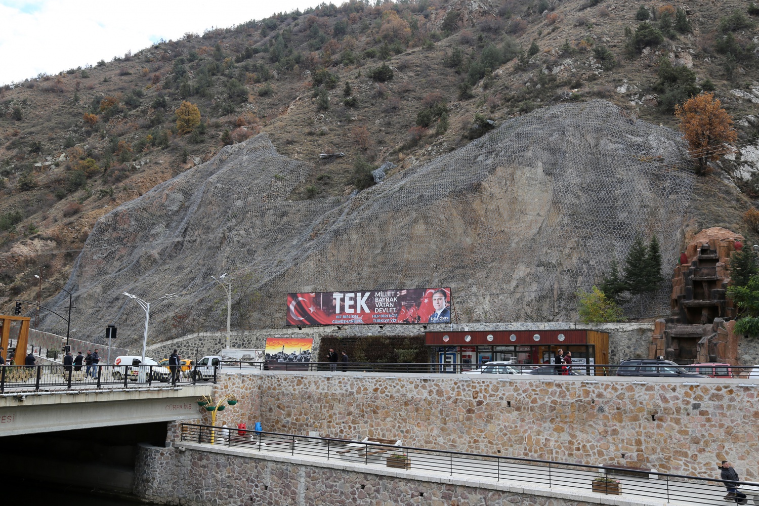 Gümüşhane’de dağ kafese alınıyor 4