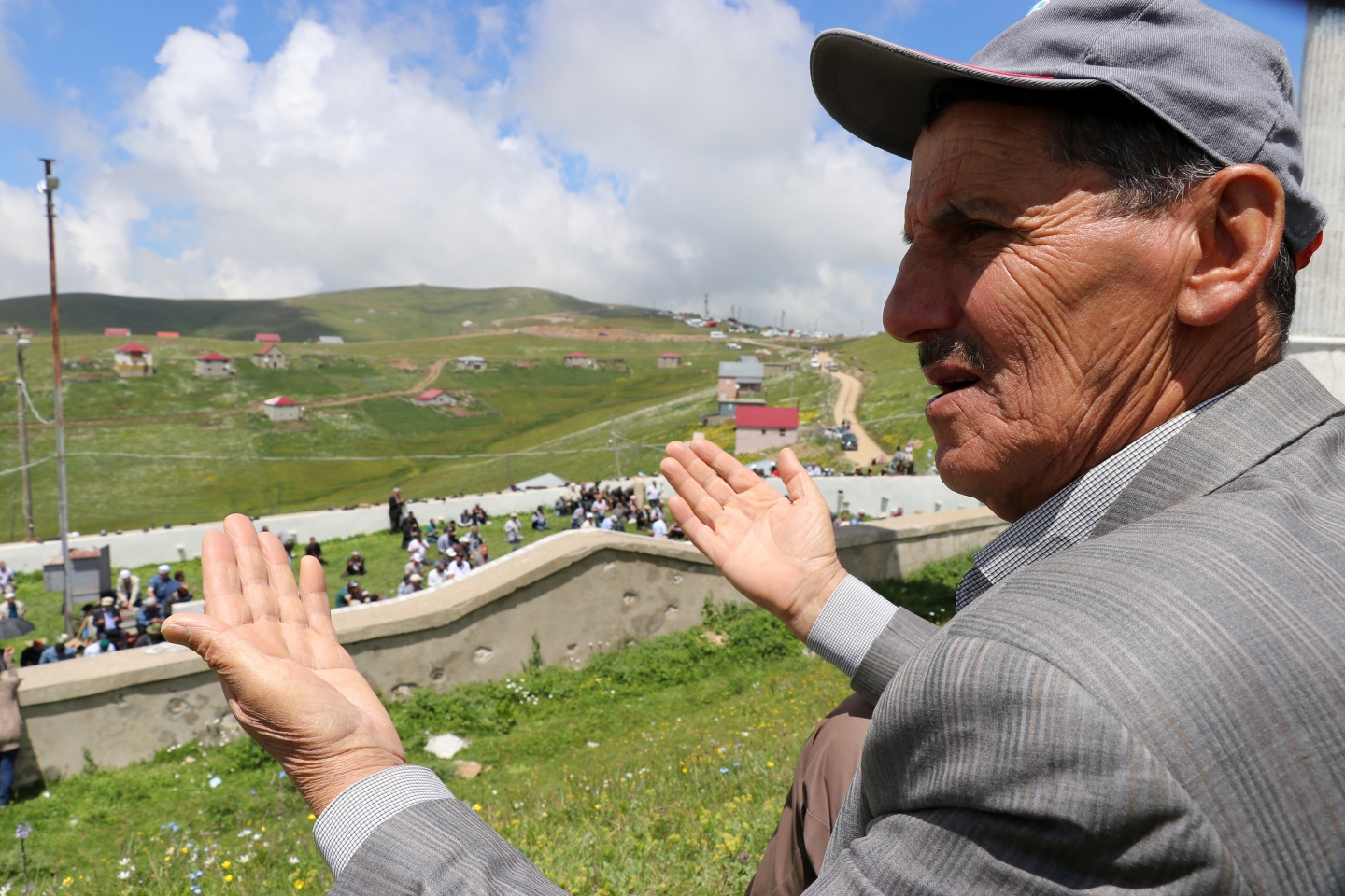 Bu caminin ne kubbesi ne çatısı var 21