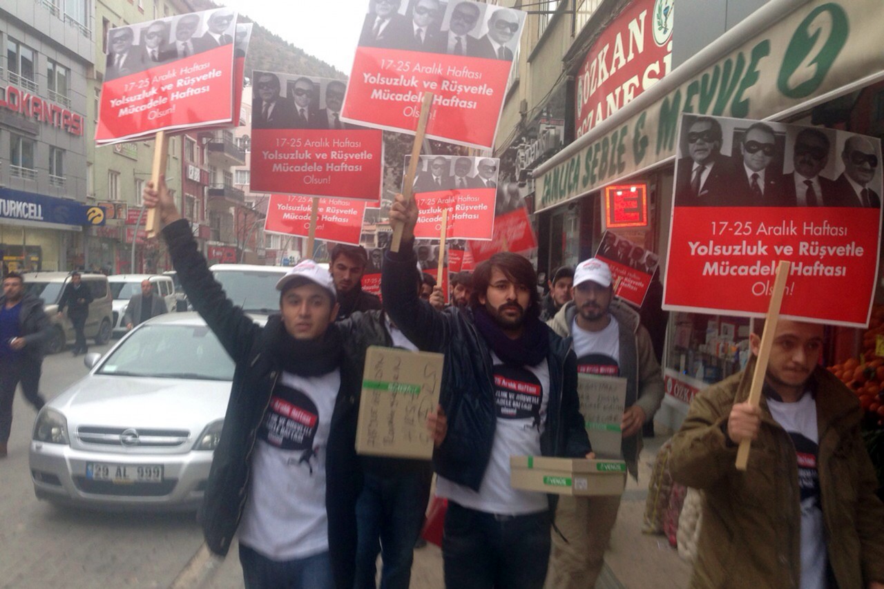 CHP’den 17-25 Aralık’a gönderme 1