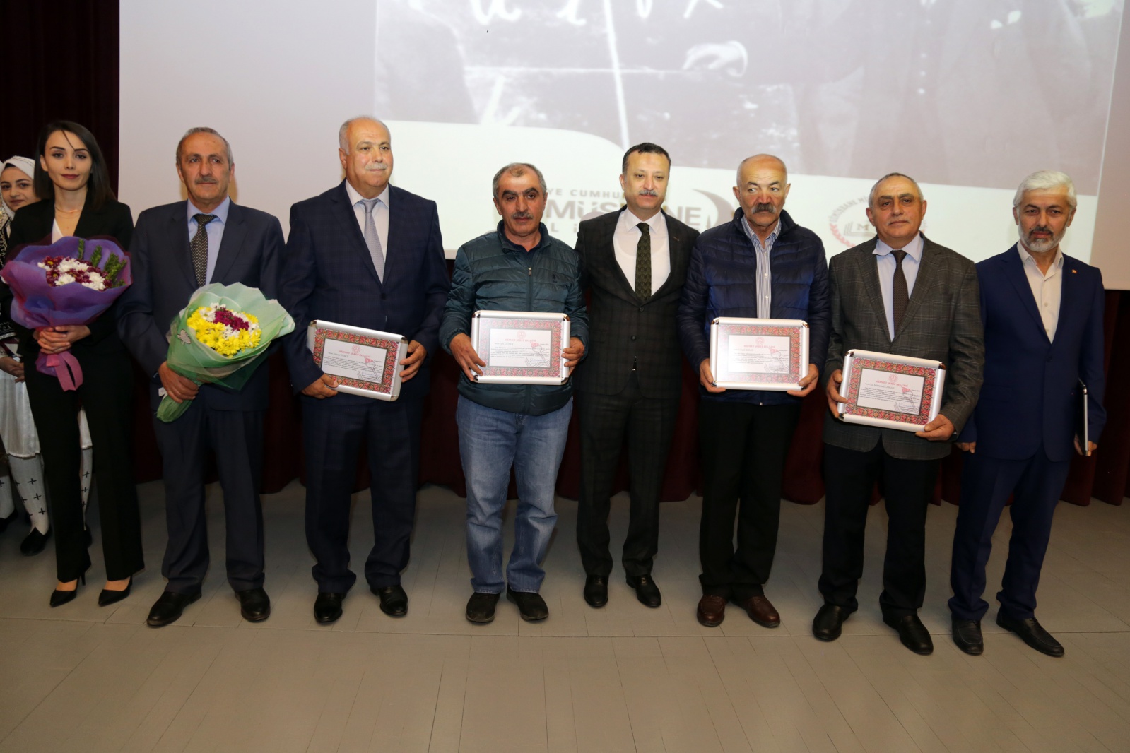 Gümüşhane’de Öğretmenler Günü kutlandı 19