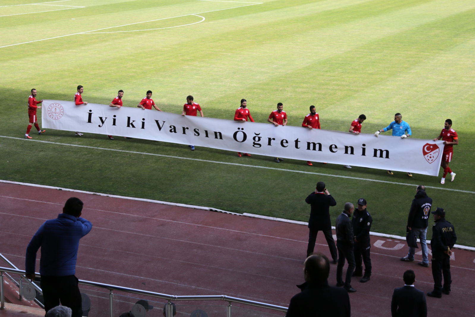 Gümüş Hacettepe'yi aşamadı: 2-3 20