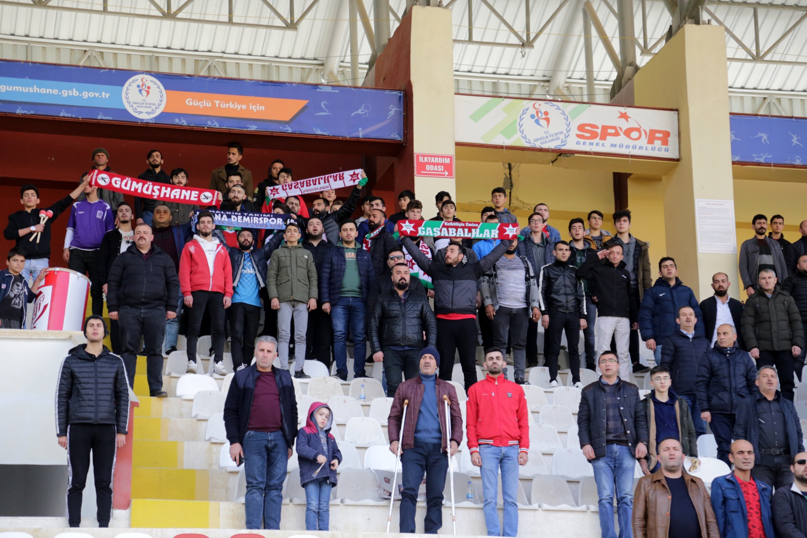 Gümüş Hacettepe'yi aşamadı: 2-3 35