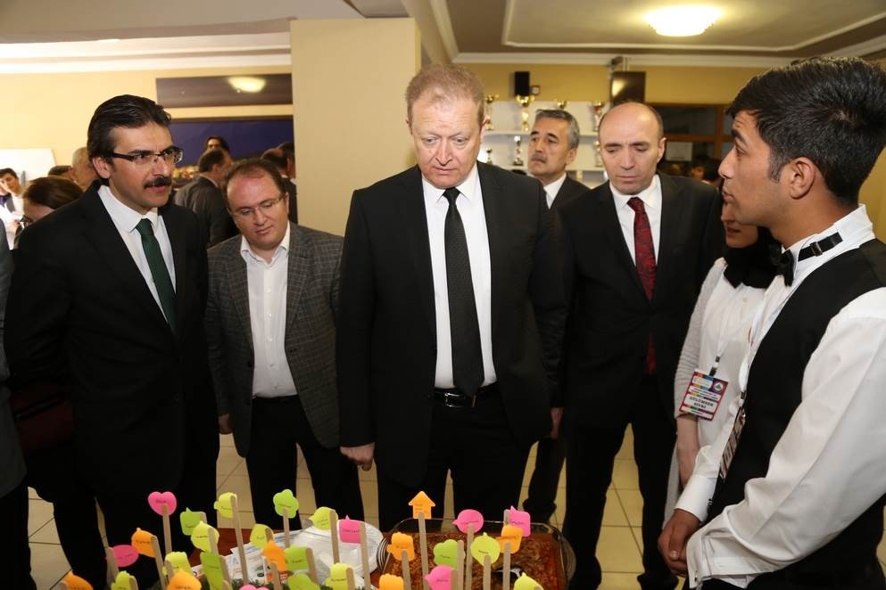 Zigana Mesleki ve Teknik Anadolu Lisesi’nden TÜBİTAK Bilim Fuarı 9