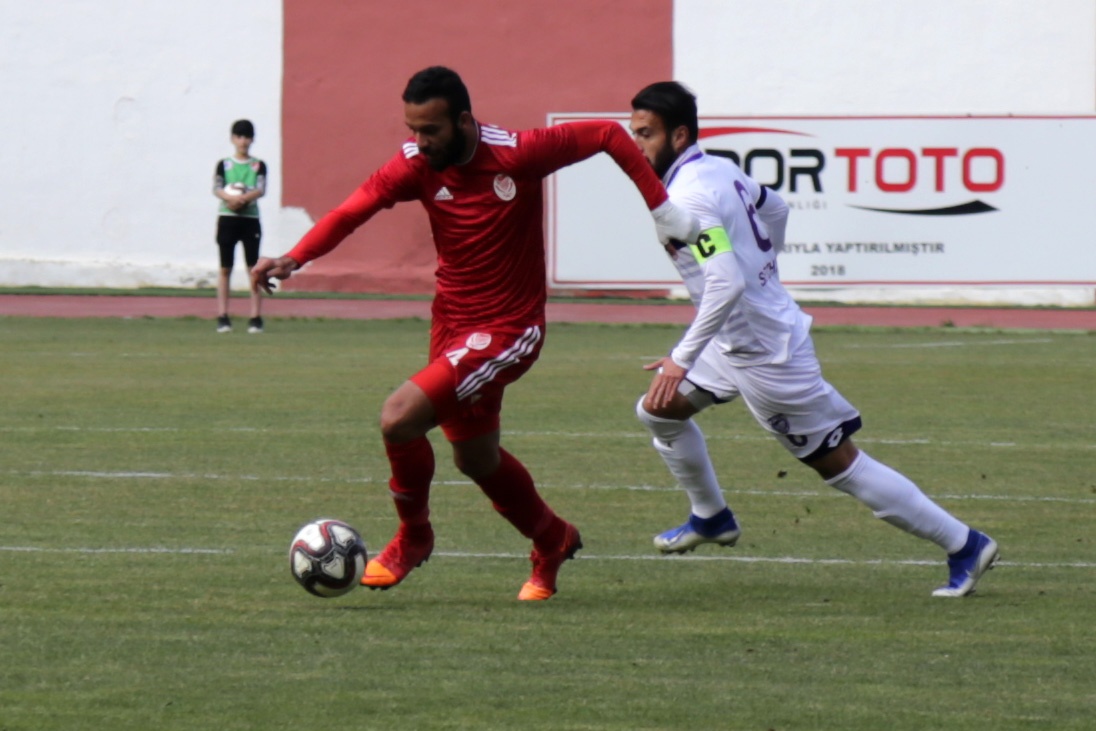 Gümüş Hacettepe'yi aşamadı: 2-3 15