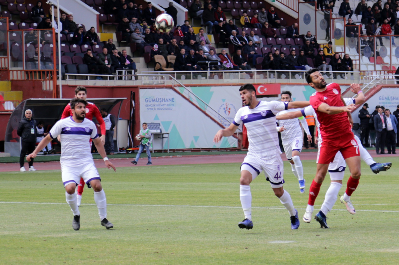 Gümüş Hacettepe'yi aşamadı: 2-3 29