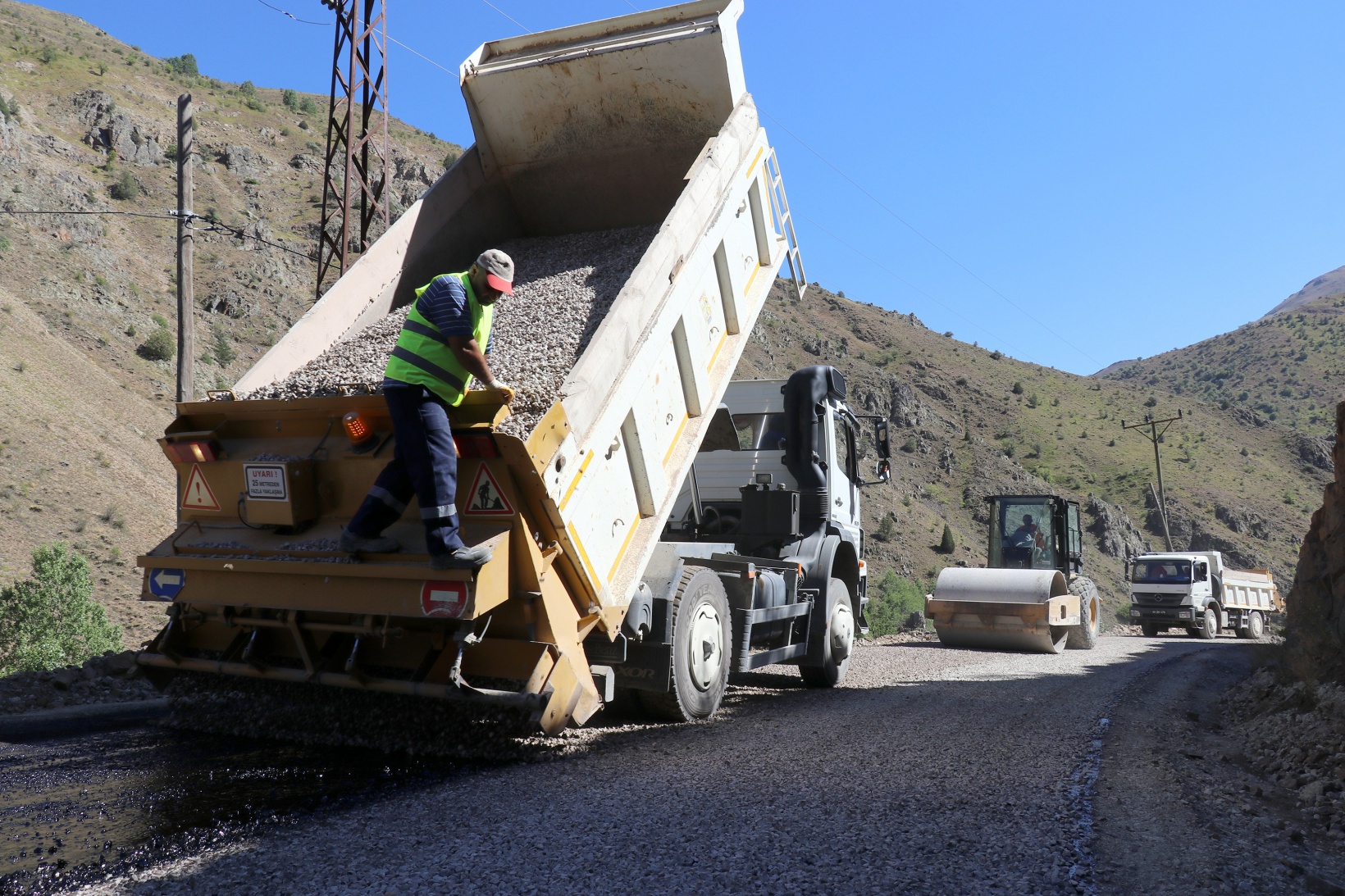 Krom Antik Kentine ulaşımı sağlayan yol asfaltlandı 5