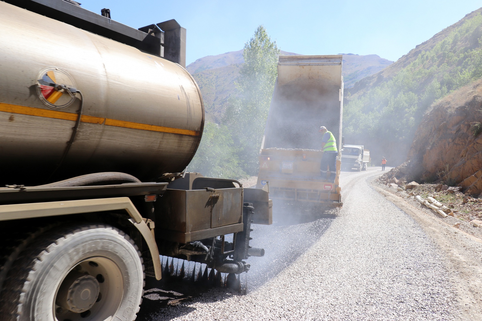 Krom Antik Kentine ulaşımı sağlayan yol asfaltlandı 14