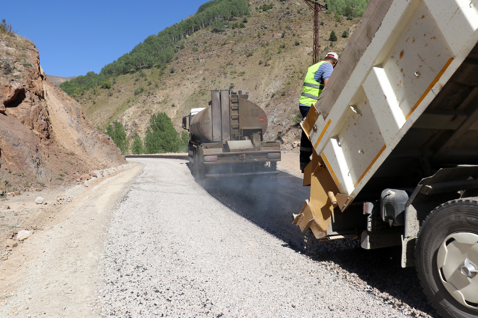 Krom Antik Kentine ulaşımı sağlayan yol asfaltlandı 18