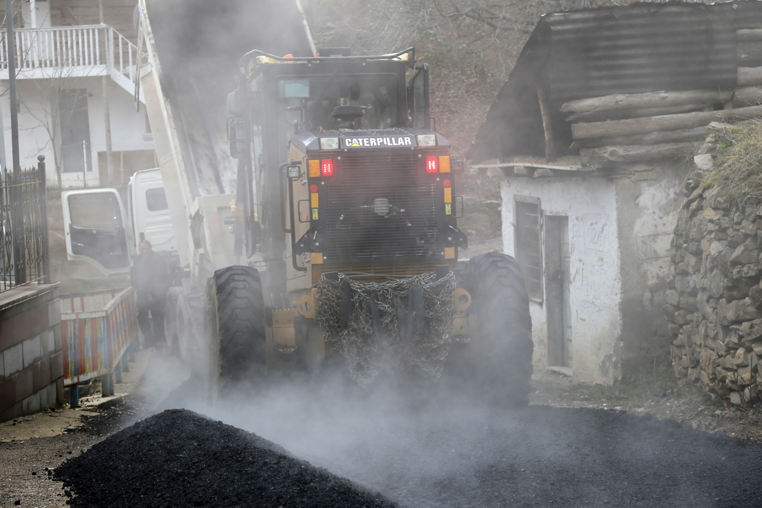İl Özel İdaresi asfalt çalışmalarına devam ediyor 7