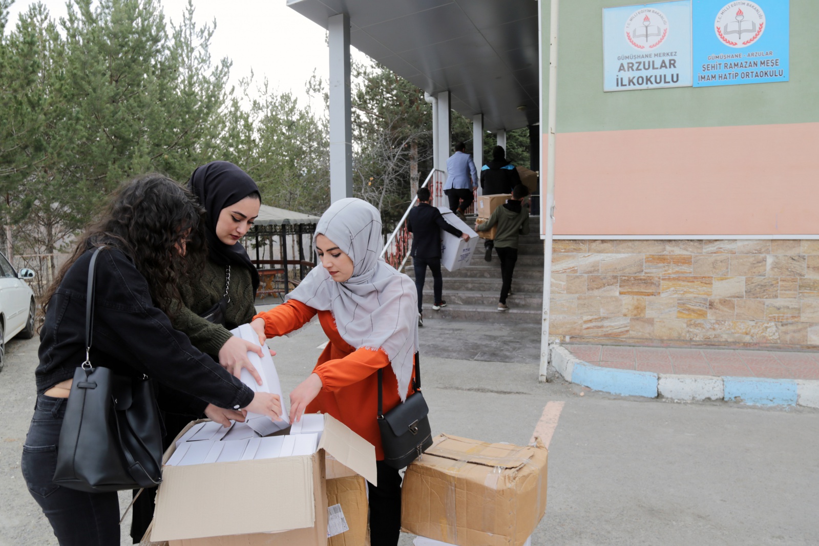 Üniversite öğrencileri vicdanlarını iyilikle besledi 9