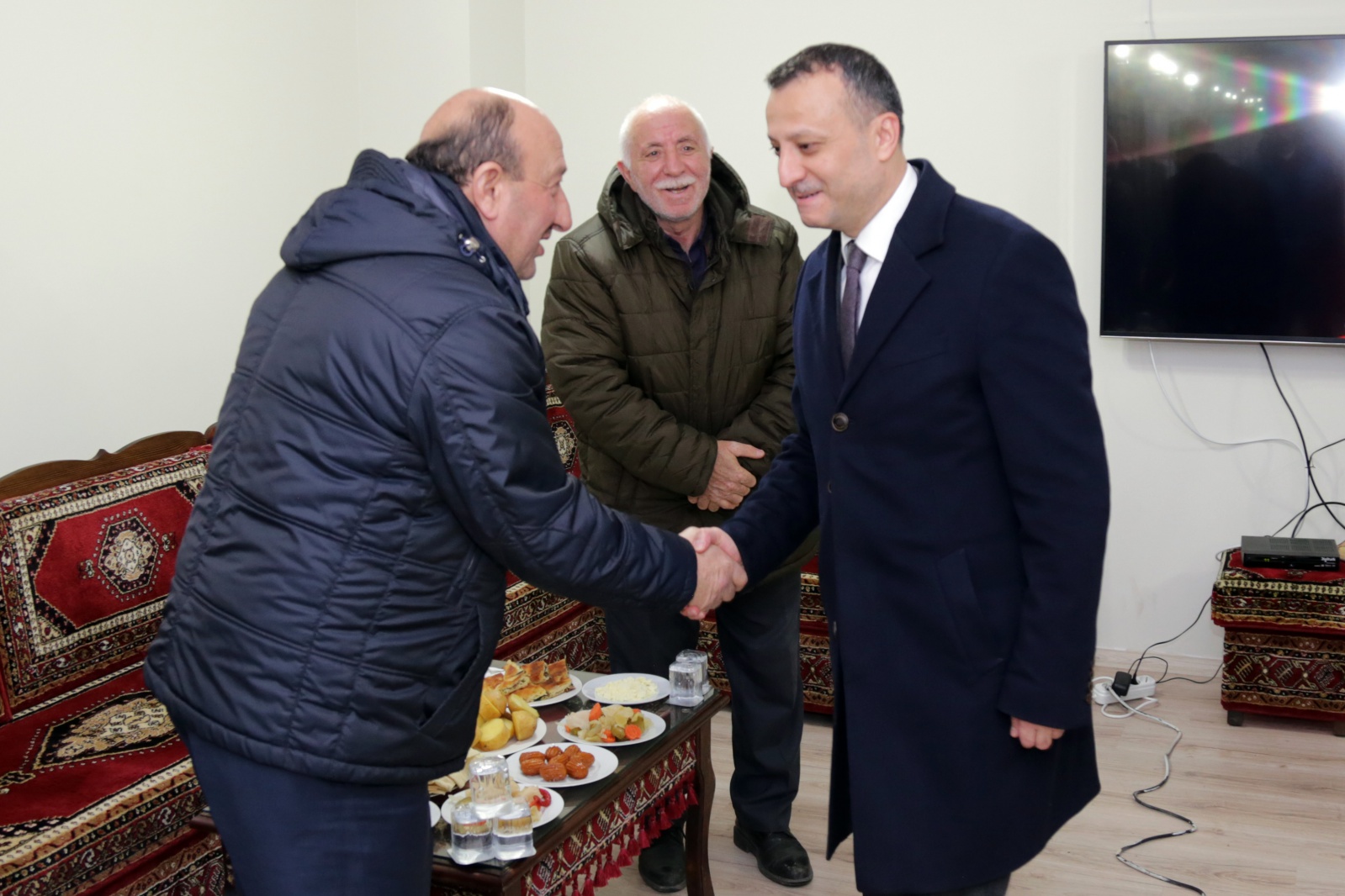 Gümüşhane’de mahalle toplantıları devam ediyor 1