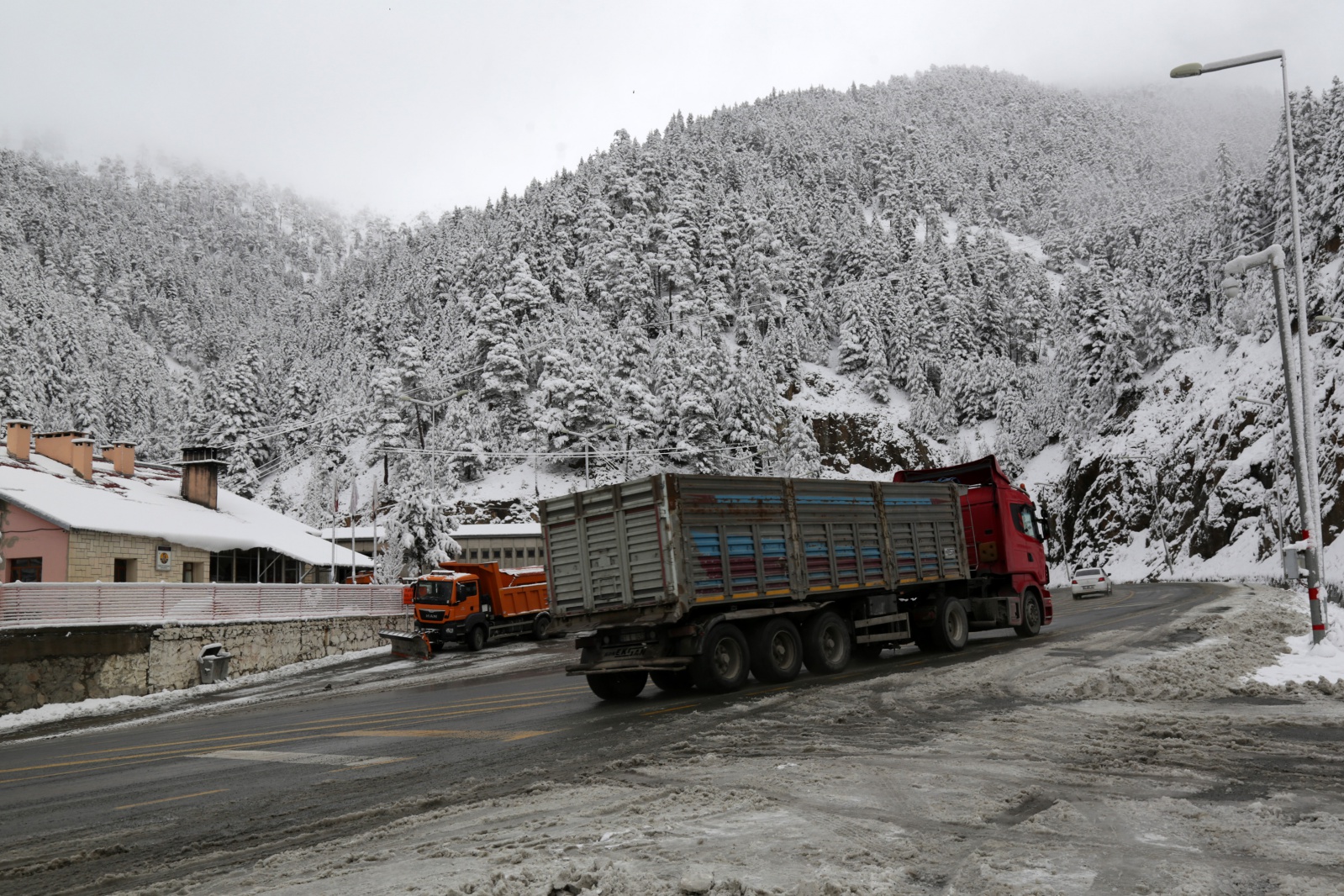 Zigana dağında kar kalınlığı 15 santimetreyi geçti 8