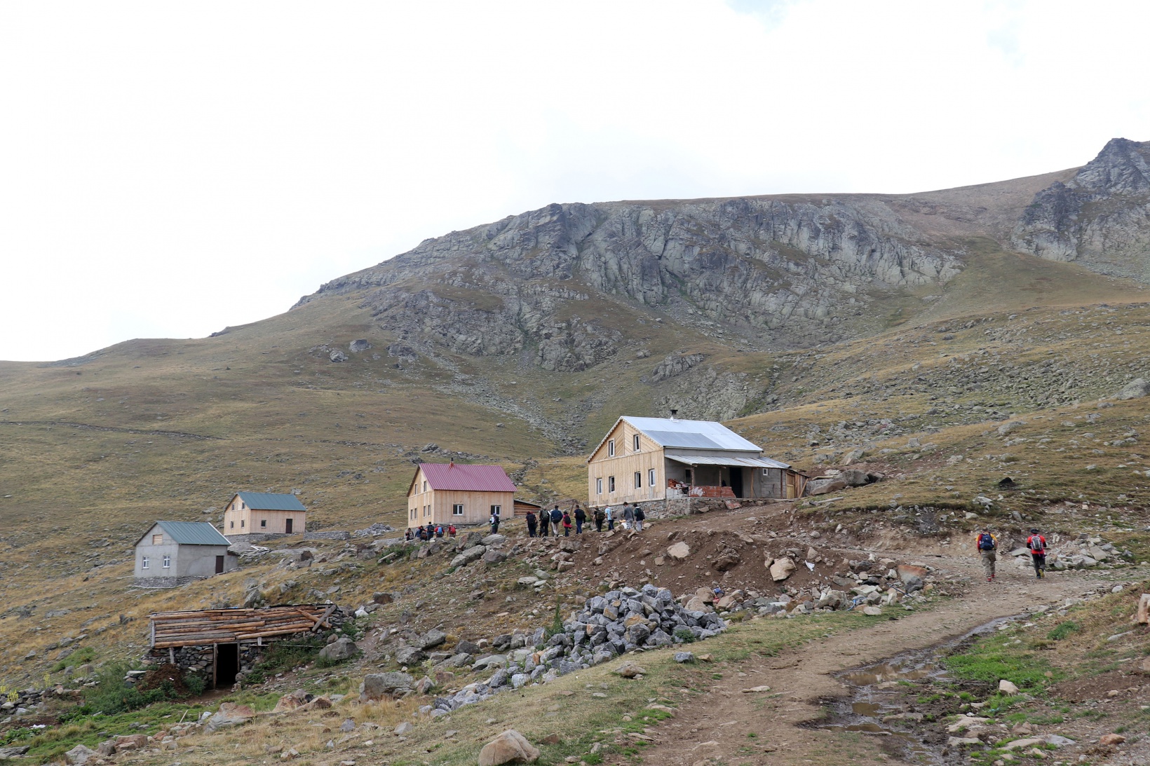 3 bin 331 metrede arkadaşlarını andılar 8